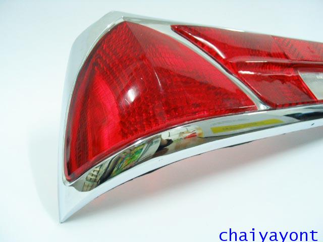 ฝาไฟท้ายด้านซ้าย รถเบนซ์หางปลาคลาสสิค Classic Fintail Mercedes-Benz W111 220B 220SB 220SEB 220SEC 2