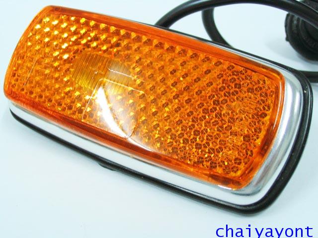 ไฟหรี่ข้างบังโกลนหน้า สีส้ม รถเบนซ์โบราณคลาสสิค Pagoda Mercedes-Benz W113 230SL 250SL 280SL 11