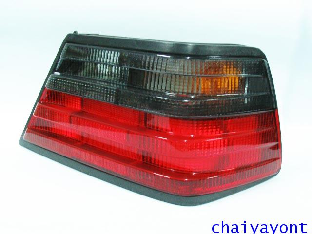 ชุดแต่ง ไฟท้ายข้างขวาสีดำ-แดง รถเบนซ์ Mercedes-Benz W124 200E 230E 280E 300E E200 E220 E280 E-Class 2