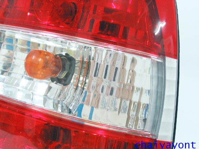 ชุดแต่งไฟท้ายเพชร คริสตัลใส ขาว-แดง ด้านขวา รถบีเอ็มดับบลิว BMW E34 518i 520i 525i 530i M43 M50 2