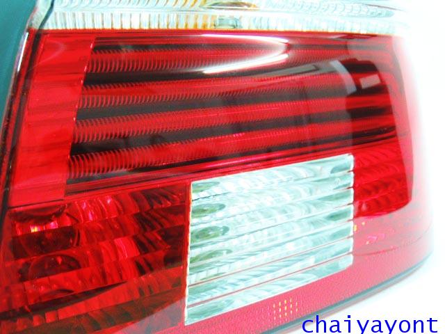 Hella ไฟท้ายขาวแดงเพชร RH รถบีเอ็มดับบลิว BMW E39 520i 523i 525i M52 M54 528i 530i 540i Serie 5 18