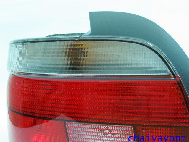 Hella ไฟท้ายขาวแดง LH รถบีเอ็มดับบลิว BMW E39 ปี95 520i 523i 525i M52 M54 528i 530i 540i Serie 5 25