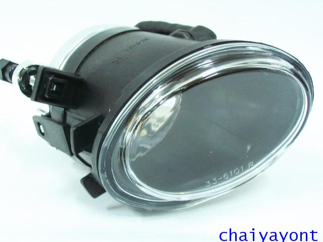 ชุดแต่งรถ ไฟตัดหมอก แบบวงรี-ใส  RH รถบีเอ็มดับบลิว BMW E46 318i 320i 323i 325i M43 N42 N46 M52