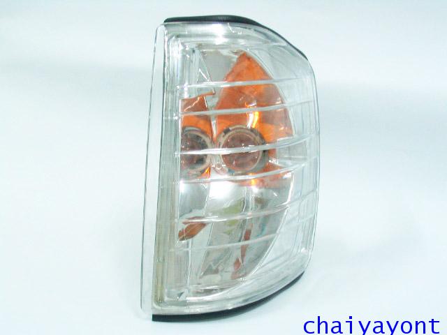 ชุดแต่งไฟเลี้ยวเพชร เคลียร์ใส Clear Crystal รถเบนซ์ Mercedes-Benz W201 190 190D 190E 1.8 2.3 E-Class 9