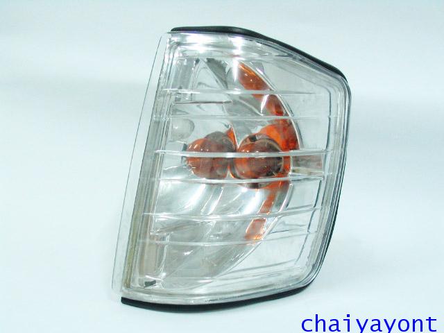 ชุดแต่งไฟเลี้ยวเพชร เคลียร์ใส Clear Crystal รถเบนซ์ Mercedes-Benz W201 190 190D 190E 1.8 2.3 E-Class 10