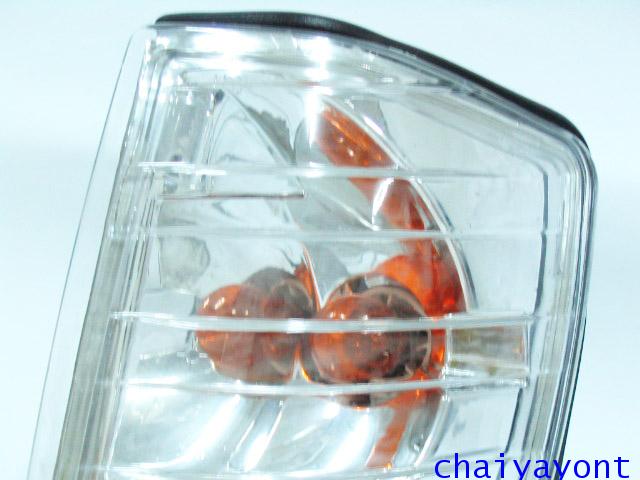 ชุดแต่งไฟเลี้ยวเพชร เคลียร์ใส Clear Crystal รถเบนซ์ Mercedes-Benz W201 190 190D 190E 1.8 2.3 E-Class 11