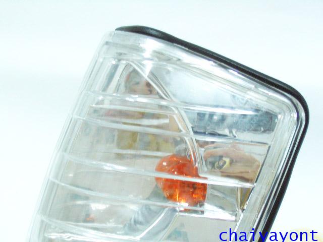 ชุดแต่งไฟเลี้ยวเพชร เคลียร์ใส Clear Crystal รถเบนซ์ Mercedes-Benz W201 190 190D 190E 1.8 2.3 E-Class 12