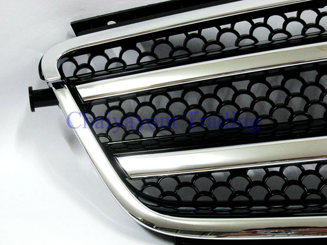 กระจังหน้าสปอร์ตสีดำรถเบนซ์ W204 รุ่น 4 ประตู Avantgarde C200 C220 C320 C180 C230 C250 C320 CDI 6