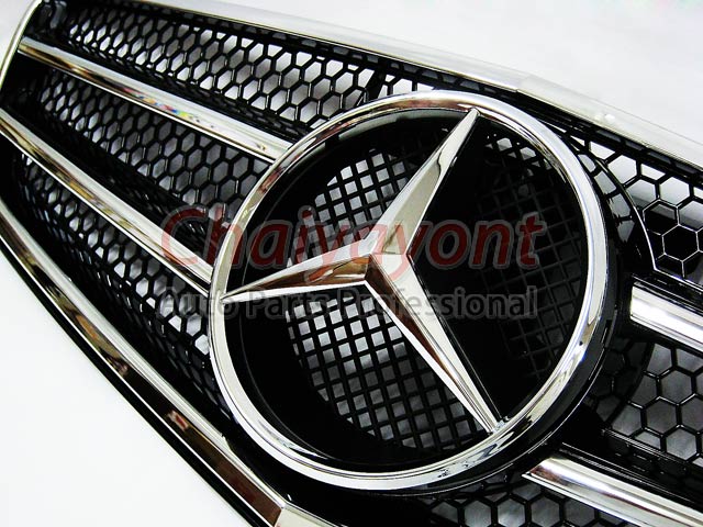 ประดับยนต์ชุดแต่งรถกระจังหน้าสปอร์ตสีดำรถเบนซ์ W204 รุ่น 4 ประตู Avantgarde C200 C220 C320 C180 C230 2
