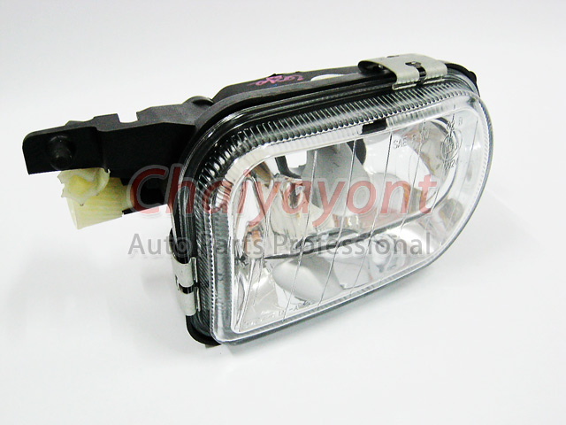 ประดับยนต์ชุดแต่งรถ LH ไฟตัดหมอก Clear Type รถเบนซ์ Mercedes-Benz W203 ปี 2006 C180 C200 C220 C240 C 1