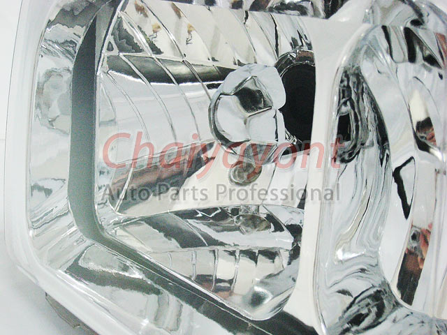 ไฟหน้าคริสตัลใส RH Clear Type White Chrome สำหรับรถเบนซ์ Mercedes-Benz W201190 190D 190E 1.8 2.0 2.3 10