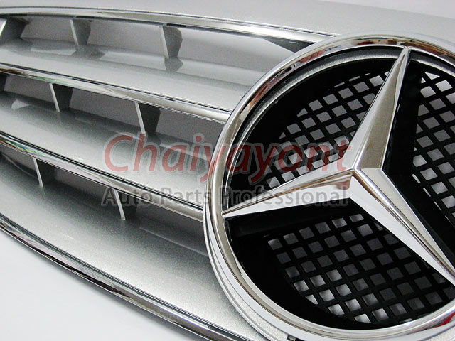 กระจังหน้าดาวกลาง Powered Silver CL-Type สำหรับรถเบนซ์ Mercedes-Benz W203 ปี 2006 Facelift C180 C2