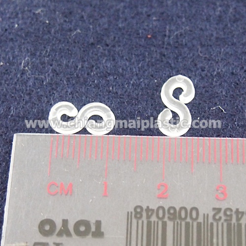 ตะขอตัวS ชนิดพลาสติกใส  ขนาด 5mm. x 10 mm. 2