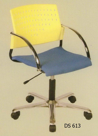 เก้าอี้ทำงานมีท้าวแขน มีล้อ DS-41 1