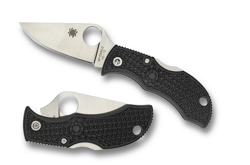 มีดพับ Spyderco Manbug VG10 Plain Blade, Black FRN Handles (MBKP)