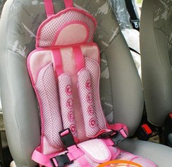 ที่นั่งเด็กในรถยนต์( สีชมพูหวาน) 1