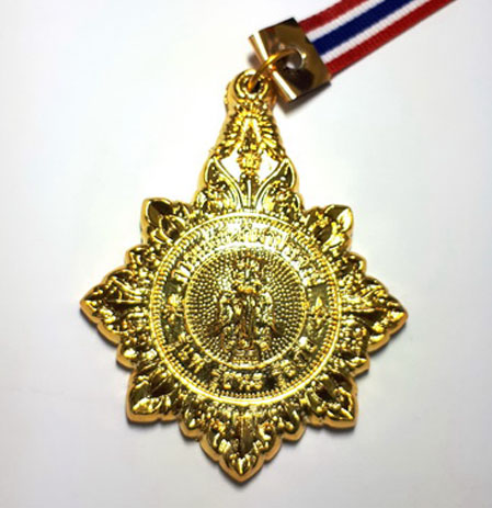 เหรียญรางวัล พลาสติก รุ่น 001 (เหมาะสำหรับเด็ก ระดับประถมศึกษา gd, s, c) k+n 3