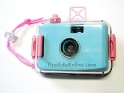 81002 กล้องกันน้ำ สีฟ้า + ฟิลม์ kodak color plus 200 (35mm iso 200)