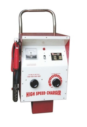 PETCH รุ่น P2460 เครื่องชาร์จแบตเตอร์รี่ 24 V 60 A ประเภทรถเข็น ช่วยสตาร์ต 