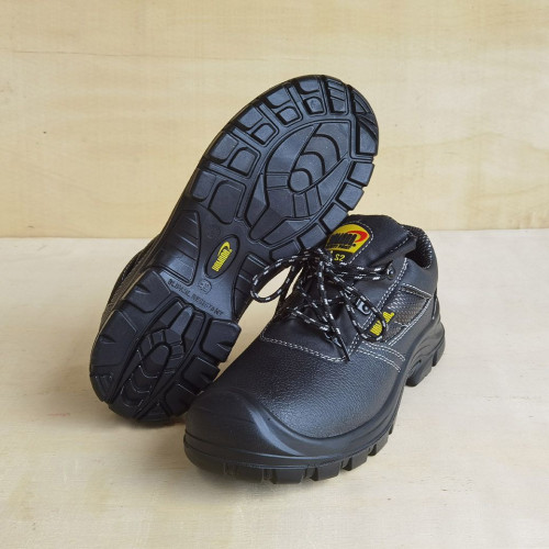 YAMADA Model.CLS2 รองเท้าเซฟตี้หนังแท้หุ้มส้นหัวเหล็ก Dual Density PU Sole Safety shoes 