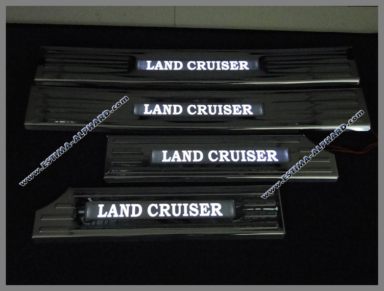 Scuff plates chrome set Land Cruiser 200