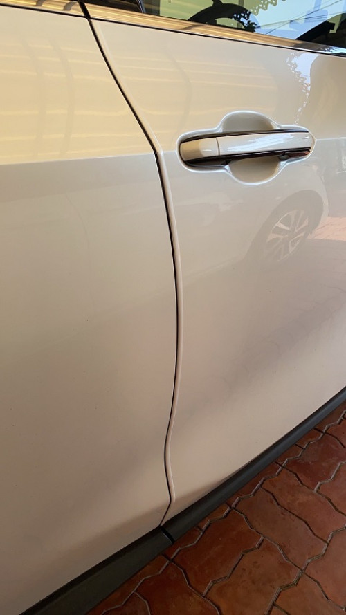 คิ้วกันกระแทกขอบประตูของแท้ Lexus NX350h 2