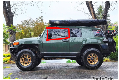 กระจกหน้าต่างบานหน้าฝั่งซ้าย window glass Front LH , FJ Cruiser 2