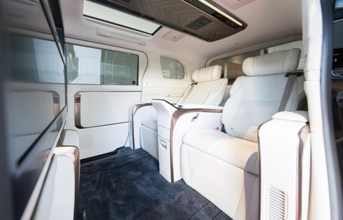 ชุดพรมปูพื้นของแท้ Lexus LM350h ที่สุดของความหรูหรา 3