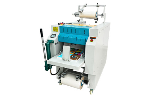 เครื่องเคลือบม้วนระบบออโต้ รุ่น 390AF PLUS Fully Automatic laminating machine