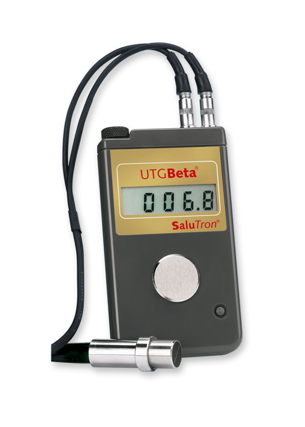 UTG Beta® Maxi-power in pocket format