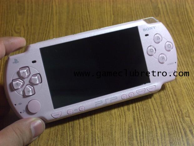PSP 2000 Pink  เครื่องเปล่า + adaptor  เล่น ISO ได้เลย + mem 2 กิ๊ก