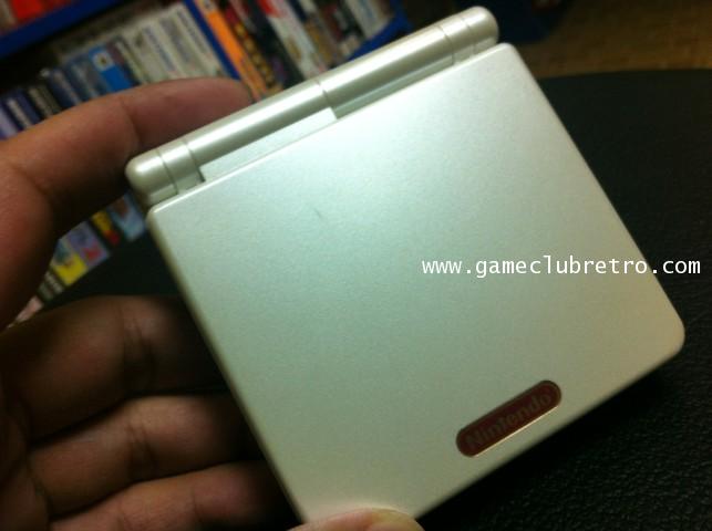 GameBoy Advance SP Famicom Classic 1