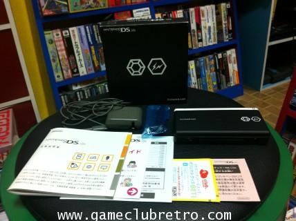 Nintendo DS Lite Honeyee Limited Edition