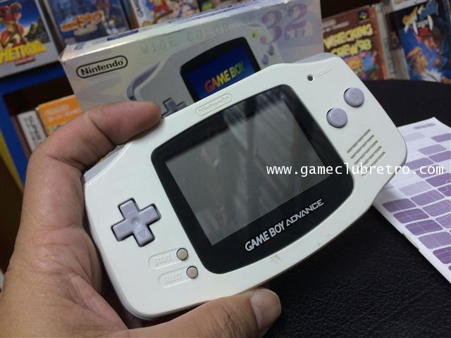 Gameboy Advance White เกมบอย แอดวานซ์ สีขาว 1
