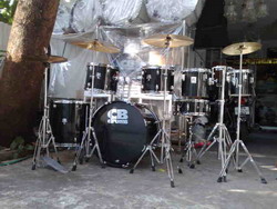 กลองชุดใหญ่ CB Drums รุ่น GX series กลอง 7 ใบ HH1คู่ ฉาบ 3 ใบพร้อมขา กระเดื่องคู่พร้อมกระเป๋า
