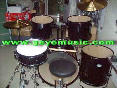 กลองชุด PEARLรุ่น SC625C/B สีดำ tom 6 หลัก bass drums8หลักแฉ 16 HH1คู่ ไม้ 6ชั้นครบชุด 11