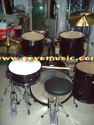 กลองชุด PEARLรุ่น SC625C/B สีดำ tom 6 หลัก bass drums8หลักแฉ 16 HH1คู่ ไม้ 6ชั้นครบชุด 12