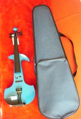 ไวโอลีนไฟฟ้า GIOVANNI MAJINI สีฟ้า มีหลายสีงาน hand craftd คุณภาพดี พร้อมเคสอย่างดี + อุปกรณ์ 6