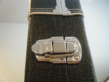 กล่องใส่กีต้าร์ไฟฟ้า กล่องแข็ง หุ้มหนัง Electric Guitar Case รุ่น GCG420 ขนาด 39 นิ้ว 3