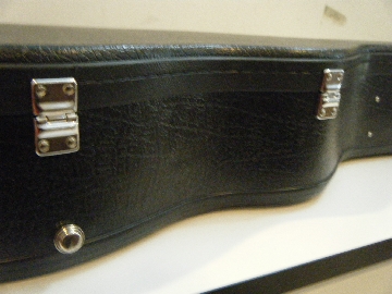 กล่องใส่กีต้าร์โปร่ง กล่องแข็ง หุ้มหนังWood Guitar Case รุ่น GCG410 ขนาด 39นิ้ว 10