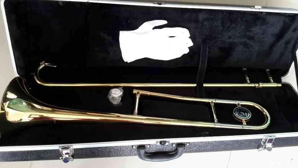 ขาย ทรอมโบน เครื่อง เป่า ลม ทองเหลือง รุ่น มาตรฐาน WISDOM Alto trombone-Bb tone-Gold lacquer