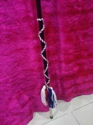 ไม้คฑาหัวมงกุฎ  พันเชือก ยี่ห้อ Luna  80 cm. 2