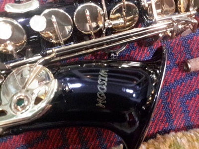 แซ็กโซโฟน ยี่ห้อ Wisdom รุ่น GE1007 สีน้ำเงินคีย์ทอง saxophone มือสองไม่ต้องหา เพราะมือหนึ่งถูกกว่า 6