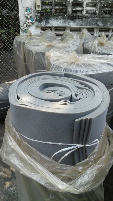 ฟองน้ำซับเสียง แผ่นเก็บเสียงราคา175 แผ่นเรียบซับเสียง หนา 1 CM แผ่นกันเสียง 1.30 เมตร x 2.08เมตร 1