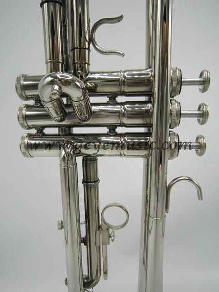 ทรัมเปท Wisdom เครื่องเป่าลมรุ่น Top 3000N สีนิเกิ้ล เครื่องดนตรี ทรัมเป็ตพร้อมกล่องเสียงทรัมเป็ตใสๆ 8