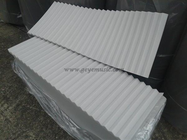 แผ่นซับเสียงฟันปลา Triplesix แผ่นกันเสียงสีเทาอ่อน ขนาด 0.45x1.20 เมตร ค่า Den 18 ราคา : 79 2