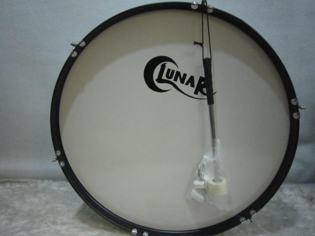 กลองใหญ่ BASS DRUM LUNAR รุ่น BD-2610 26 นิ้ว พร้อมสายสะพาย และไม้กลอง 3
