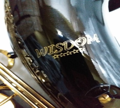 เทนเนอร์แซ็กโซโฟน  ยี่ห้อ Wisdom รุ่น FTS-100BG สีดำคีย์ทองกล่องและอุปกรณ์ ครบชุด 6