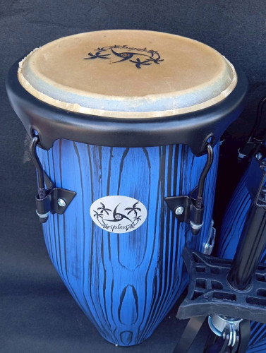 กลองทอมบ้าไม้ สีน้ำเงิน Triplesix 10 และ 11 นิ้ว พร้อมขาตั้ง 7