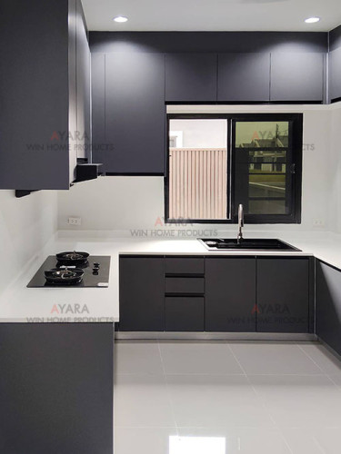 ชุดครัว Built-in โครงซีเมนต์บอร์ด หน้าบาน Melamine สีเทาเข้ม